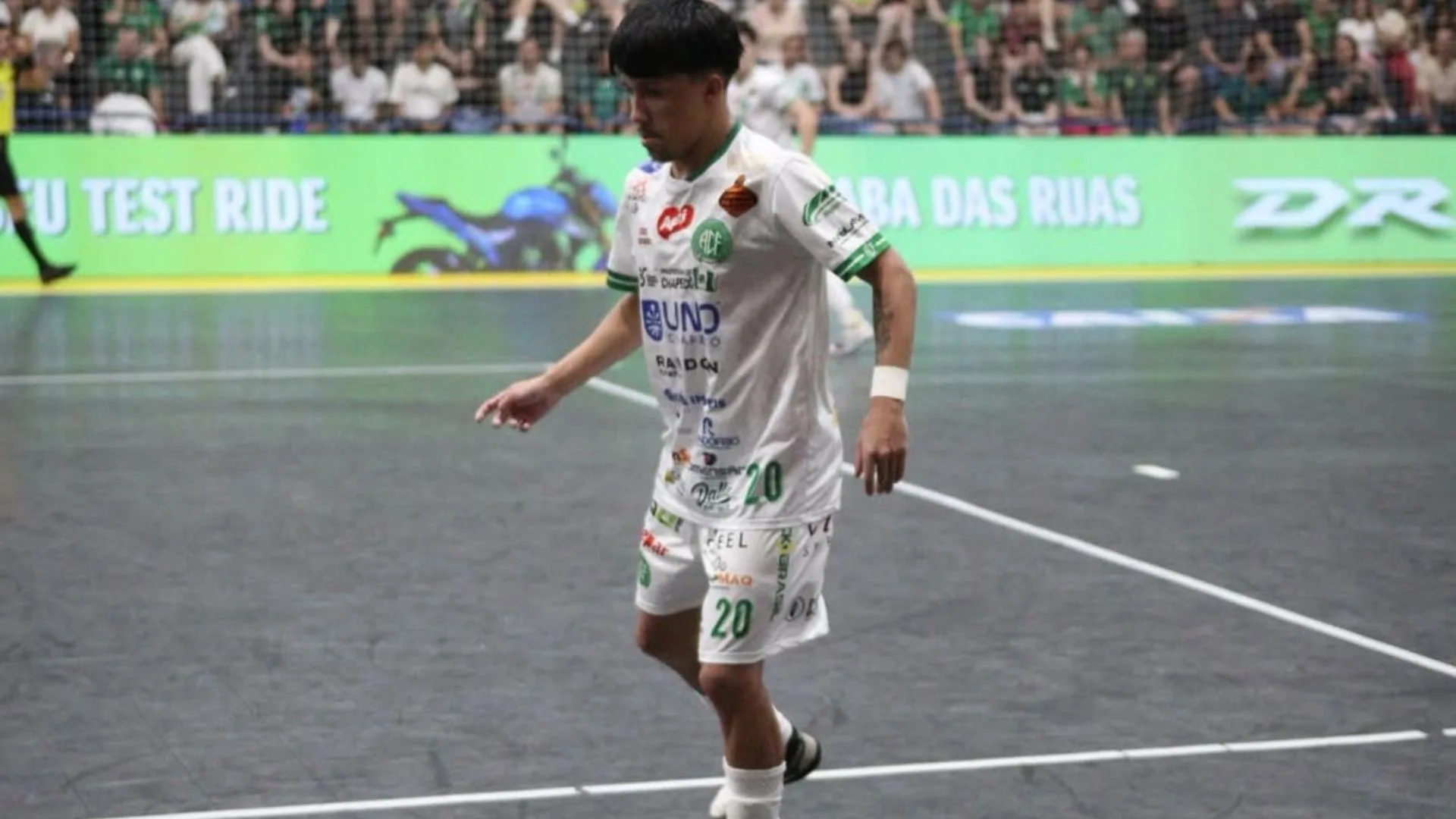 Histórico! Chape Futsal tem atleta convocado à Seleção.| Foto: Divulgação / Redes Sociais /...
