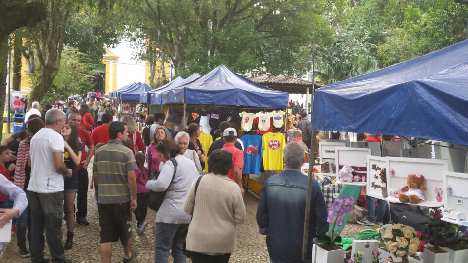 Feira da Freguesia terá programação musical especial para celebrar o Dia dos Pais neste doming...