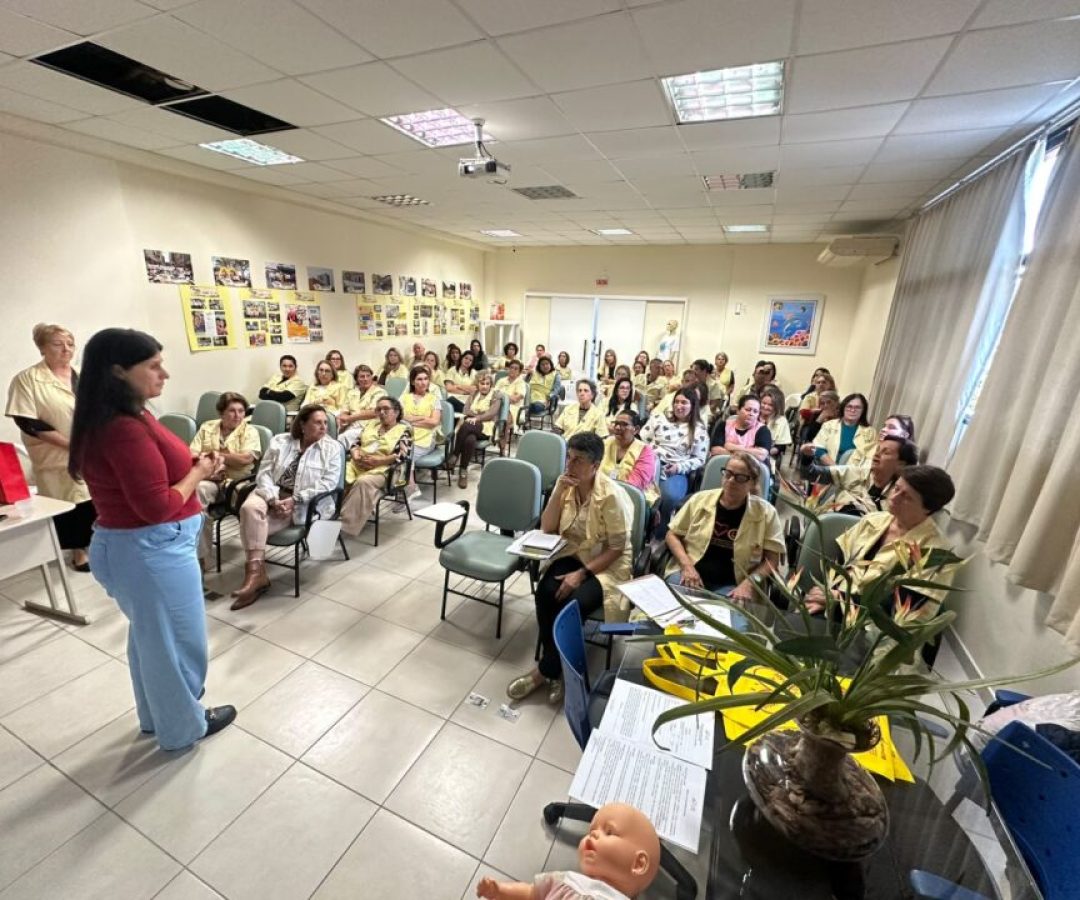 Fundesj inicia capacitação de voluntários da Avos com foco no acolhimento humanizado – Prefe...