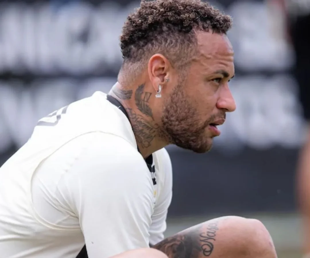 Sem Neymar e Gabigol, Santos visita o Athletico. | Foto: Reprodução SBT Sports / Divulgação