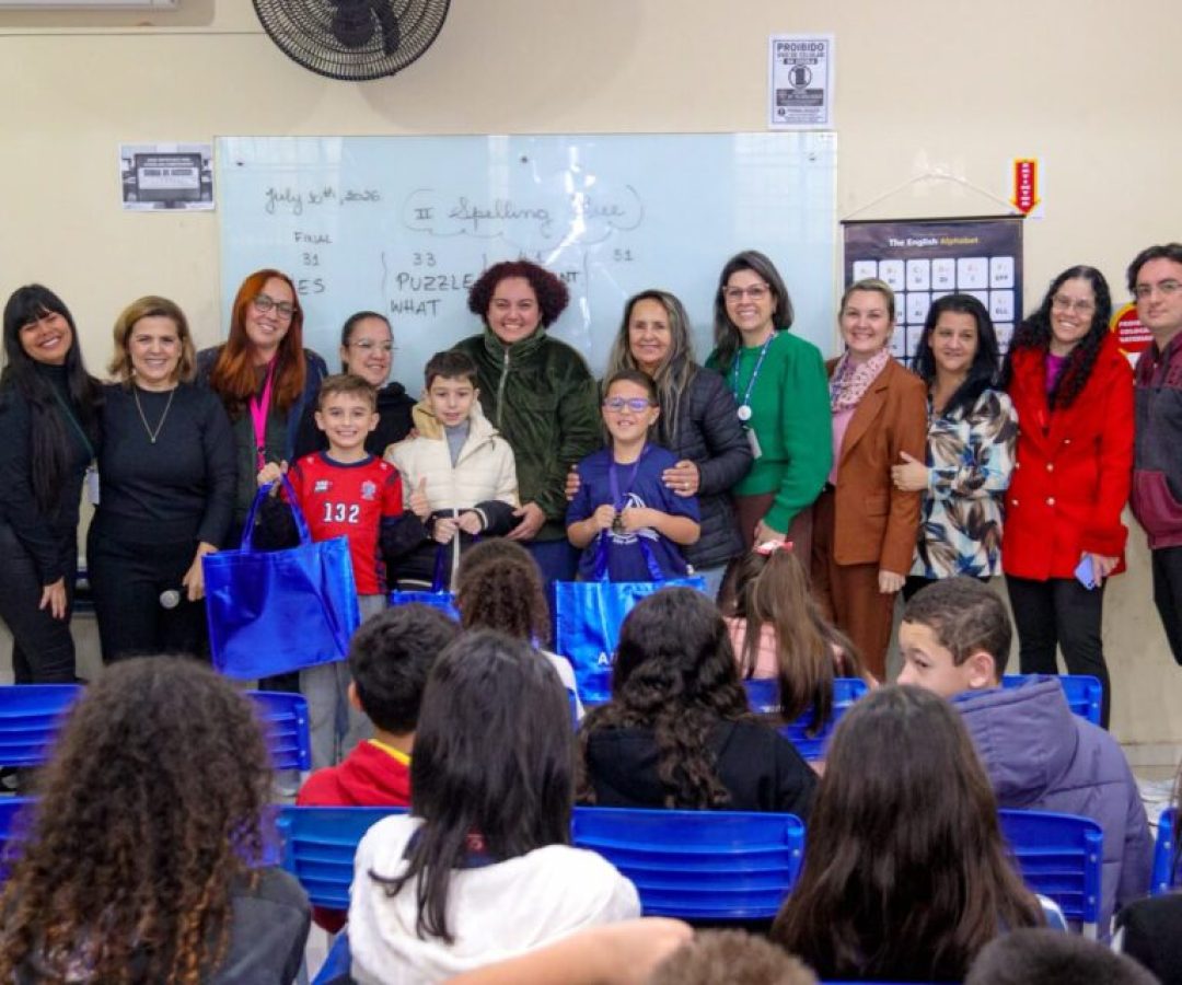 Concurso de Soletração em São José incentiva aprendizado de inglês de forma divertida – Pr...